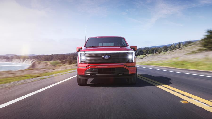 Voorstelling Ford F-150 Lightning: Ook Amerika\'s populairste auto moet aan het stopcontact