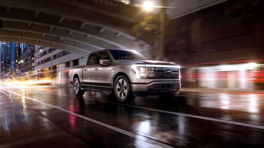 Voorstelling Ford F-150 Lightning: Ook Amerika\'s populairste auto moet aan het stopcontact