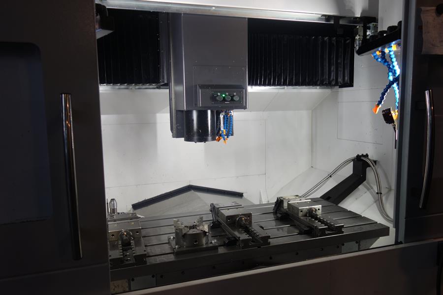 Okuma GENOS M660-V-e vertikaal bewerkingscentrum